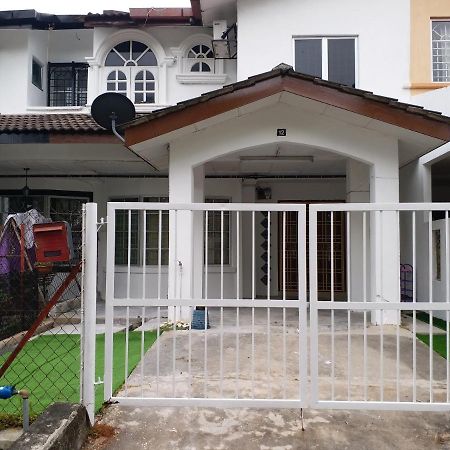 D' Homestay Bandar Baru Bangi Екстериор снимка